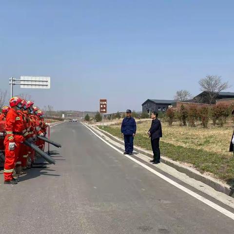 复兴区森林草原消防大队清明假期我在岗，确保林草无火灾