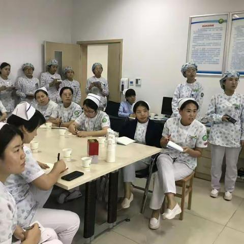 高陵区医院护理部进行第二季度护理查房