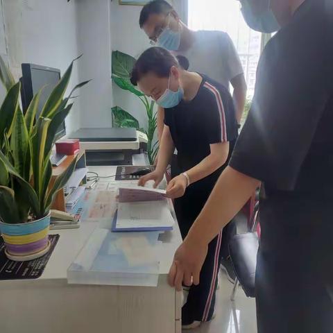 卫健委扎实开展“忠诚担当强使命，一丝不苟抓落实”主题党日活动