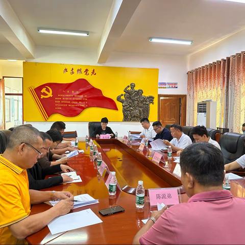 港门村道土路硬板化，保护村民出行安全