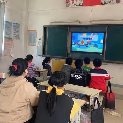 安全伴我到校园，我把安全带回家---凤岗小学第28个全国中小学生安全教育日主题宣传教育活动