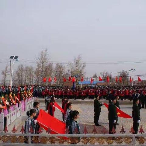 缅怀英烈、学习党史——昌图县大洼镇中心小学祭扫烈士纪念碑活动纪实