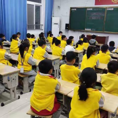 新东云小学1.4班校园生活