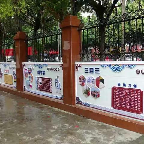 用民族传统节日文化，装扮校园长廊