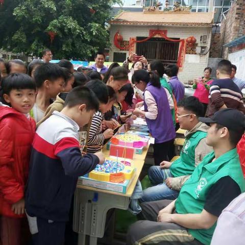 社工进校园，共创阳光好少年