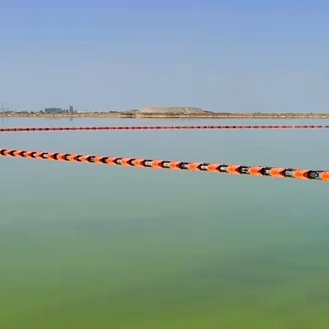 察尔汗盐湖之美