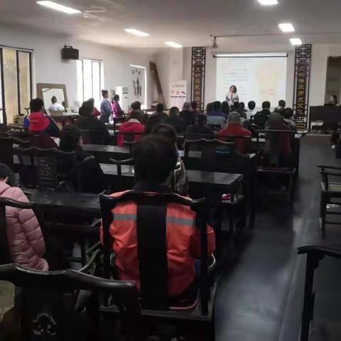 台湖镇总工会开展维护职工健康权益职业健康与职业病防治讲座