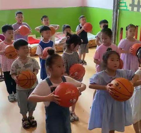 金苹果淮海园蒙大二班