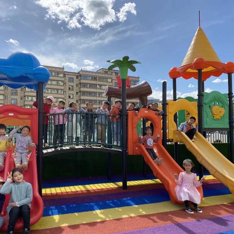 【特殊的时光 不一样的陪伴】合作市学前教育第三集团 学前教育宣传月活动之致敬最美逆行者主题活动（七）