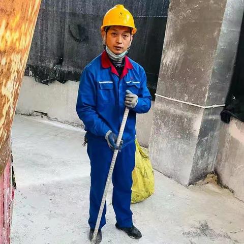 身经百战  身先士卒