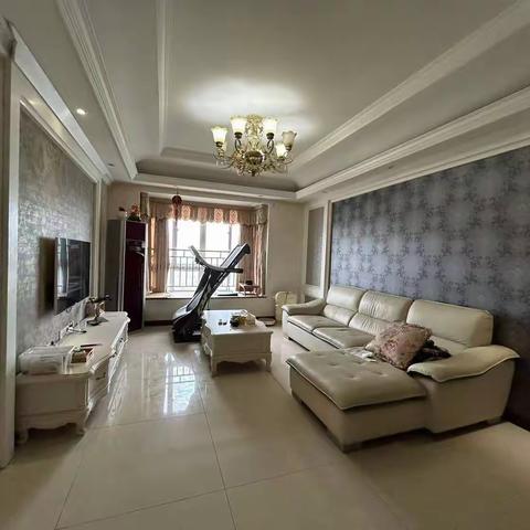 ❤️宝光国际 精装大两房 户型好的很房间大的很 全屋名牌家具家电 老证 产权87 报价56.8万 看房联系628717