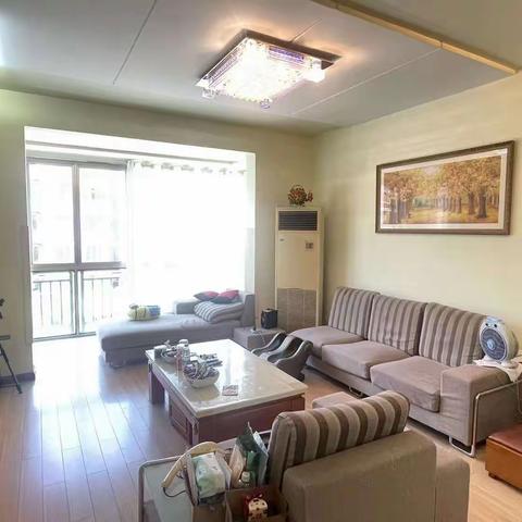 ⭐56.8万玫瑰园十二区，精装三房双卫，产权126，南北通透带双阳台，老证，户型方正采光好，看房提前联系66247