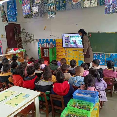 校椅镇东圩育苗幼儿园中班半个柠檬美术《春意盎然》