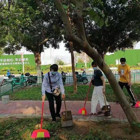 市中医院持续开展环境卫生大扫除活动