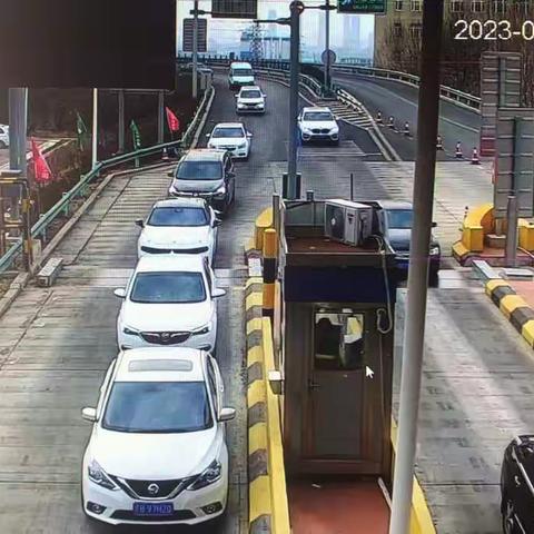 元宵佳节我在岗 众志成城保畅通