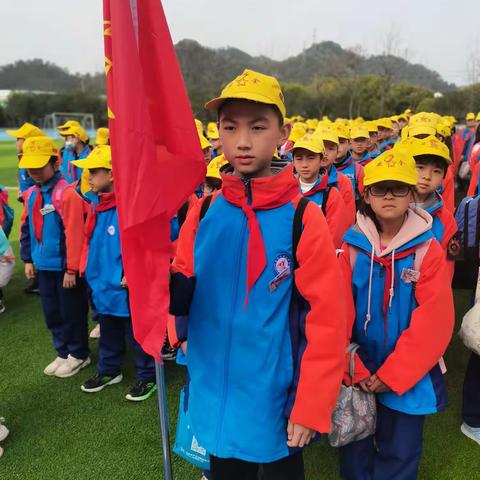 【我和春天有个约会】—淳安县南山学校五（5）中队春游记