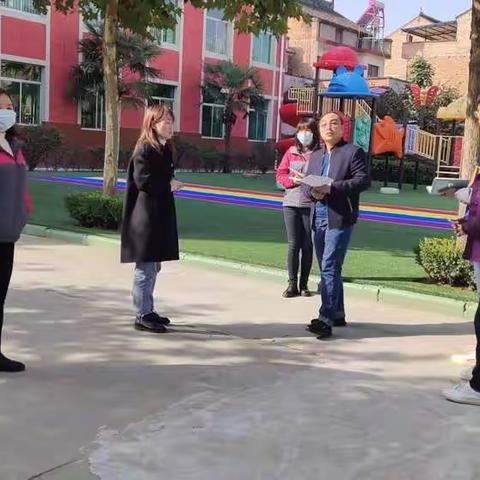 迎检查，促进步——西安高新区第四十三幼儿园迎接教育局安全检查员莅临检查安全工作