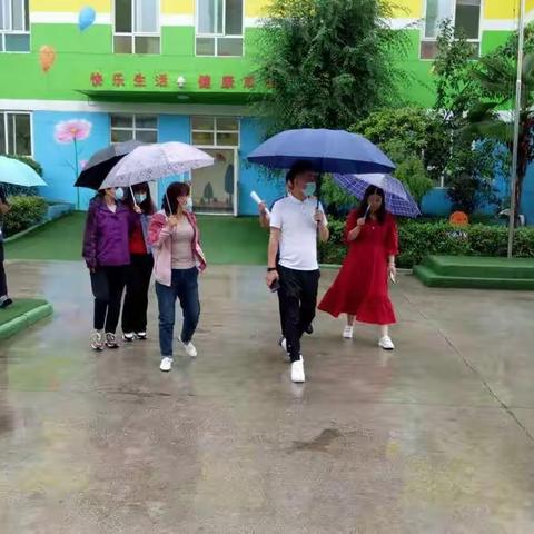 食品安全常抓不懈——高新区教育局莅临集贤镇中心幼儿园进行食品安全专项检查