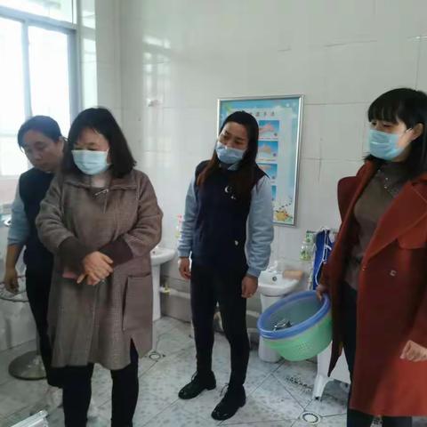 保教工作从卫生开始——集贤镇中心幼儿园卫生大检查