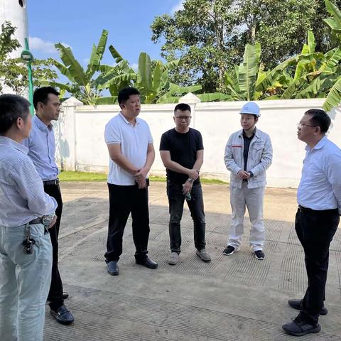 市水务局程守学局长带队到秀英区开展农业水费征收调研