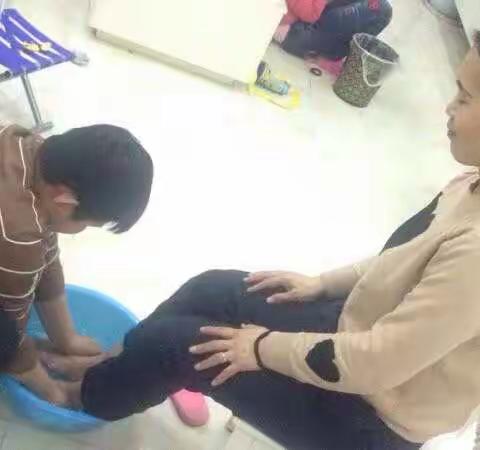 五八班“妇女节——妈妈您辛苦了”美篇