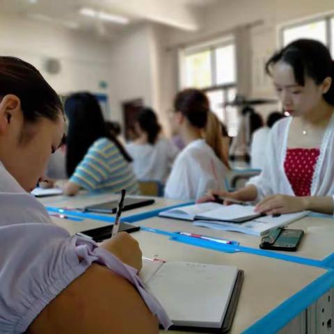 知识塑造人的性格