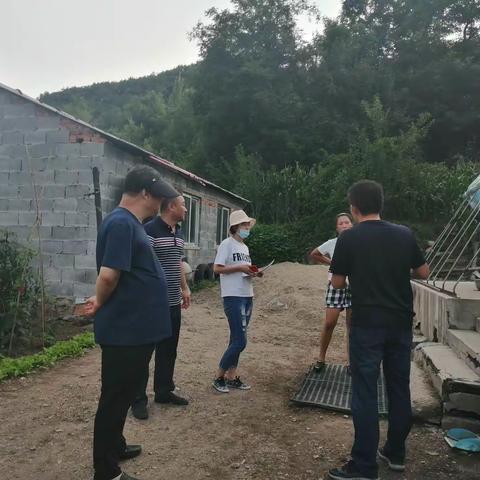 暖阳路上访农家