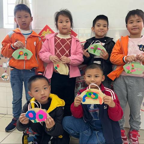 大六班3月8日活动