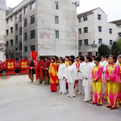 壶厅社区举办第十四届邻居节活动