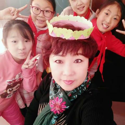 冰雪女王，美丽三八！