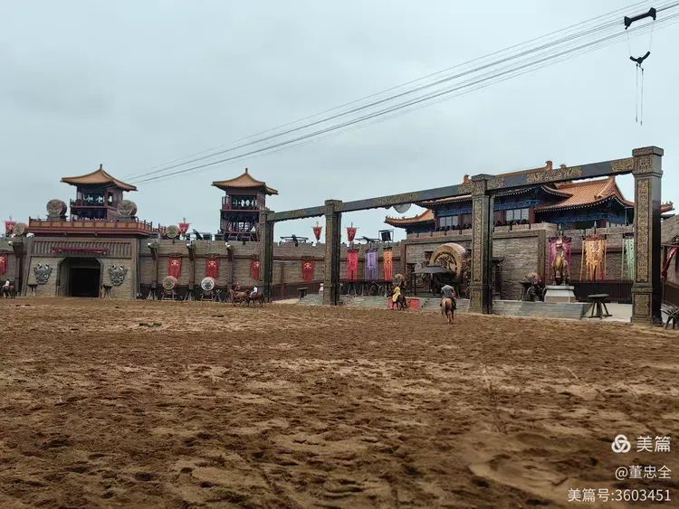 开封“清明上河园”经典实景演出《岳飞枪挑小梁王》惊艳全场