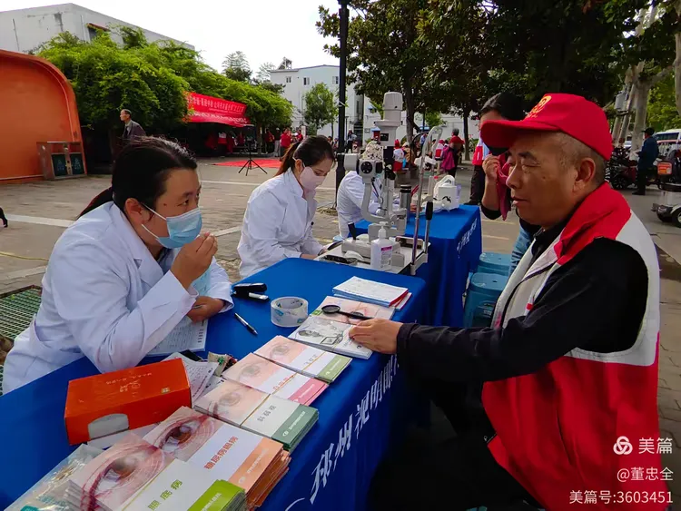 “喜迎国庆中秋·情暖温馨家国”公益行动，献礼祖国——邳州市红十字益点公益志愿服务队公益活动获好评