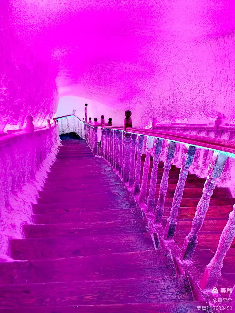 赞山西万年冰洞