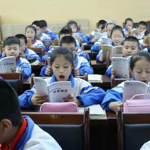 兰州新区第五小学教师赴万里小学听课学习