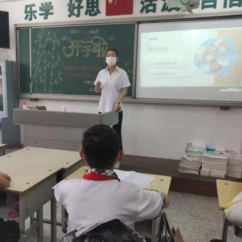 齐心抗击疫情   健康快乐成长