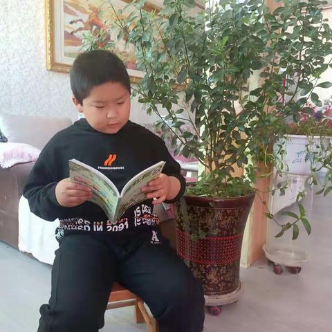 三年级1班   读书活动                                              让读书成为一种生活，一种习惯