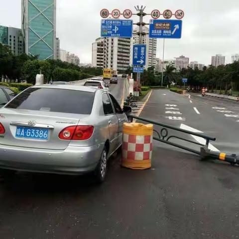 为人民服务---海口交警龙华大队八中队辅警彭前飞