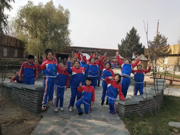 调兵山市第四小学四年一班抗击疫情 贡献心力