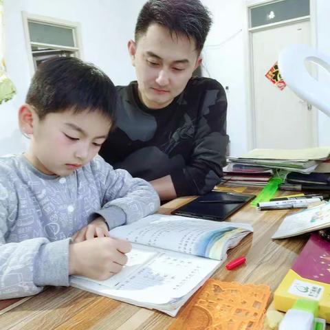 延期开学陪孩子学习感想