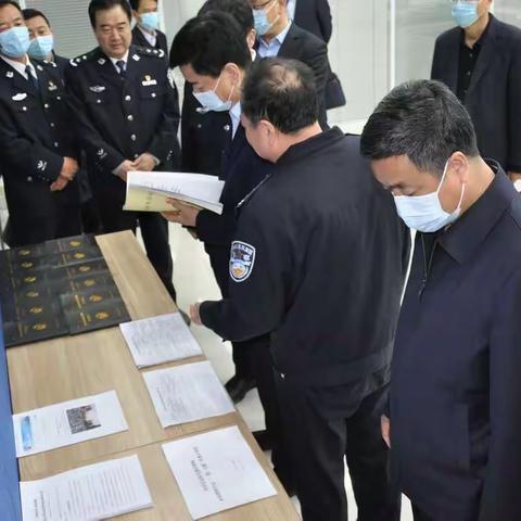 市长惠进才深入宝鸡市公安局指挥中心调研政法队伍教育整顿工作