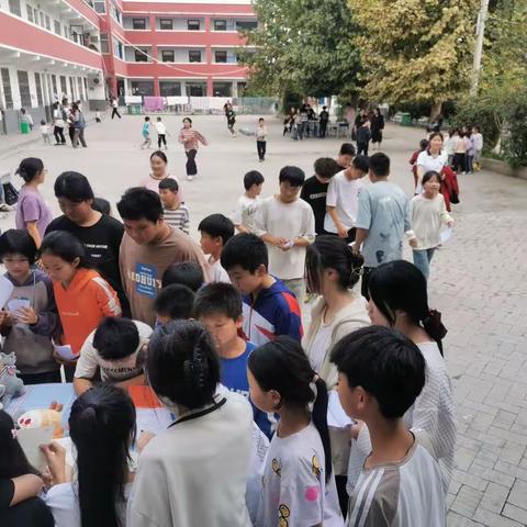 孙吉元宏博学校游园会