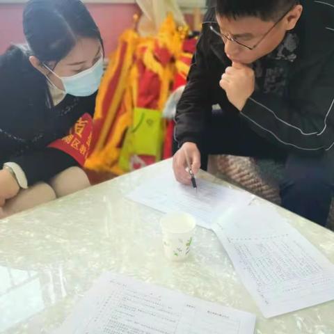 “安全工作记心间，护航幼儿保健康”——莲湖区教育局包校干部对我园进行安全检查