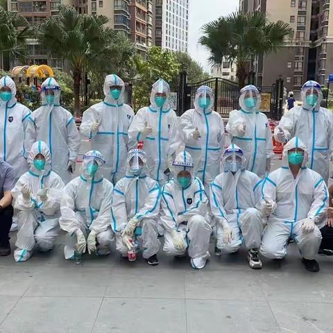 名豪丽城，抗疫志愿者