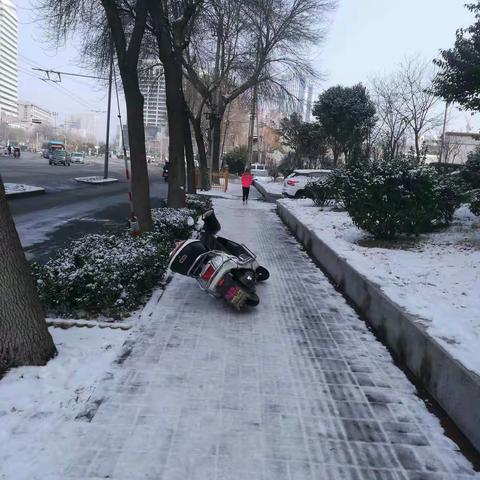 铲雪除冰保障通行