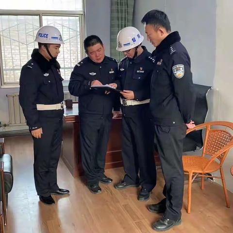 华州开展“两会”安保专项督察