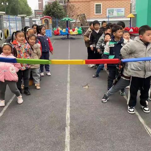 易德幼儿园大一班第十五周生活小日常