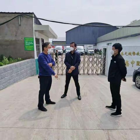 秦锋副局长带领餐饮科指导企业做好隔离点供餐服务