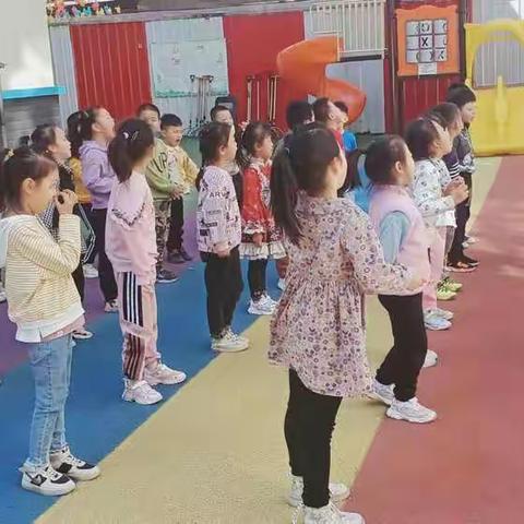 好美佳幼儿园2021年新学期大二班体智能活动课