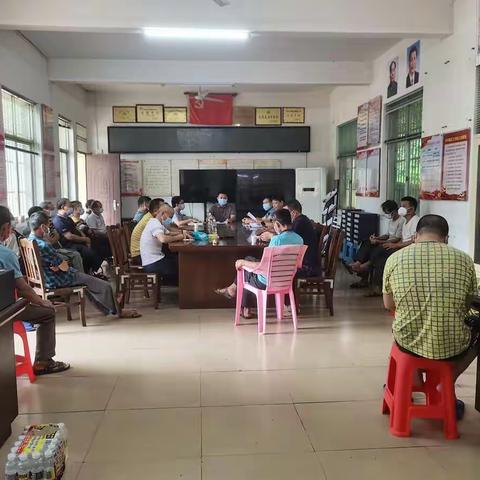 罗爷村委会党支部召开学习贯彻党的二十大精神宣讲会