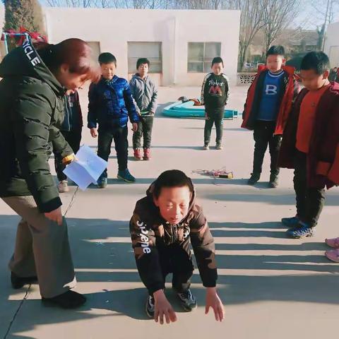 12.27田村中心小学庆元旦活动